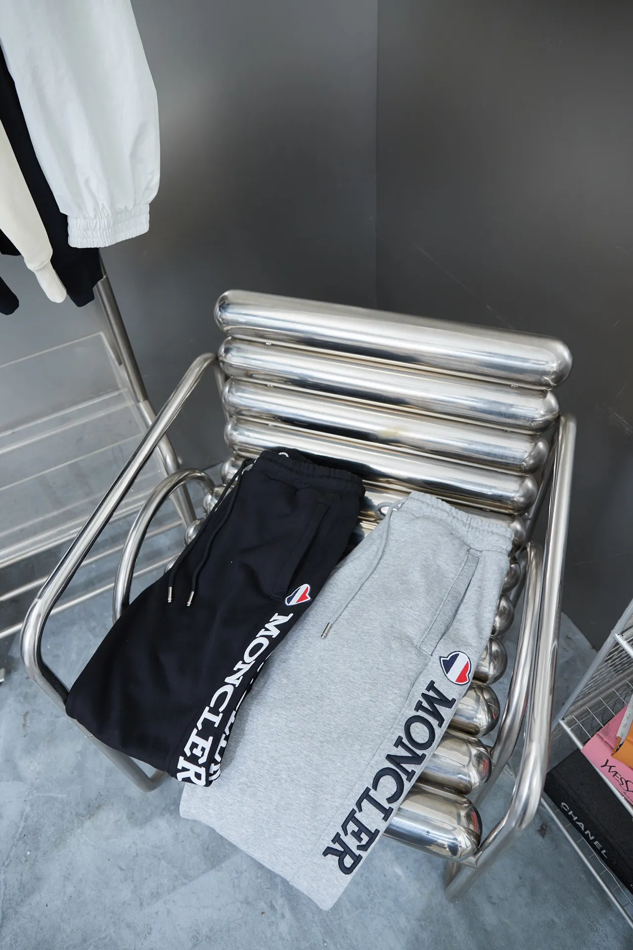 MONCLER logo · Canvas · · · · ：Gray/Black Size：S M L XL